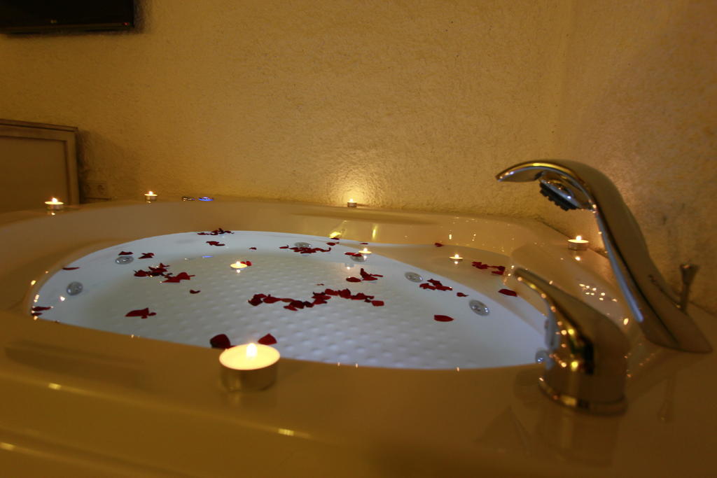 Standard Double Room Spa Bath Entrance Floor