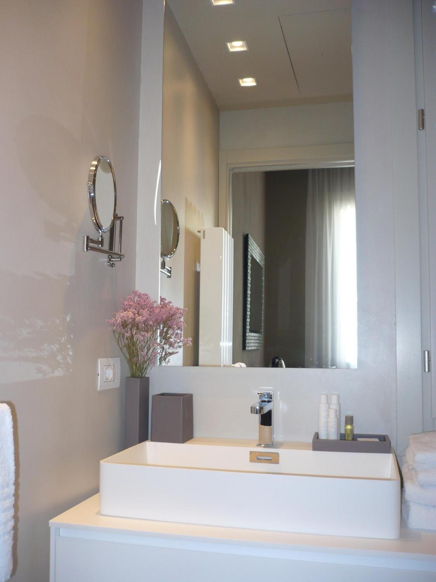 Double Room Canal View Separate Building