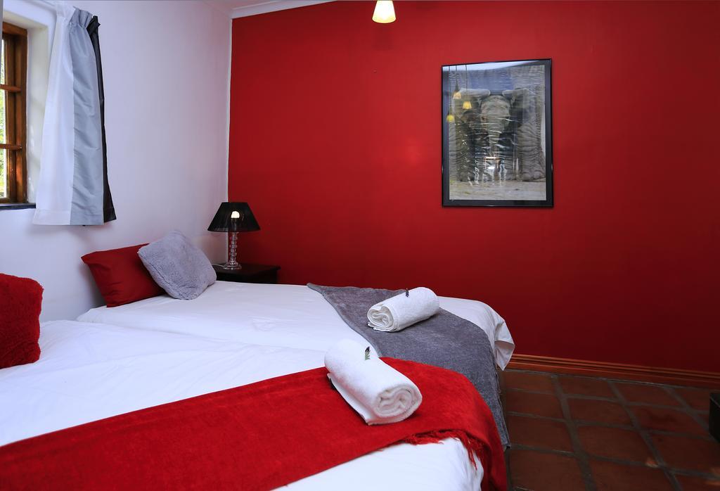 Suite mit Poolblick