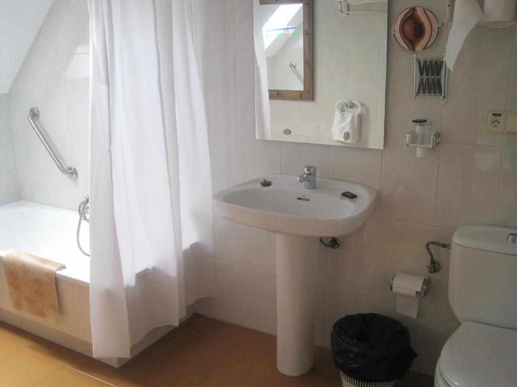 Quarto Duplo com Cama Extra