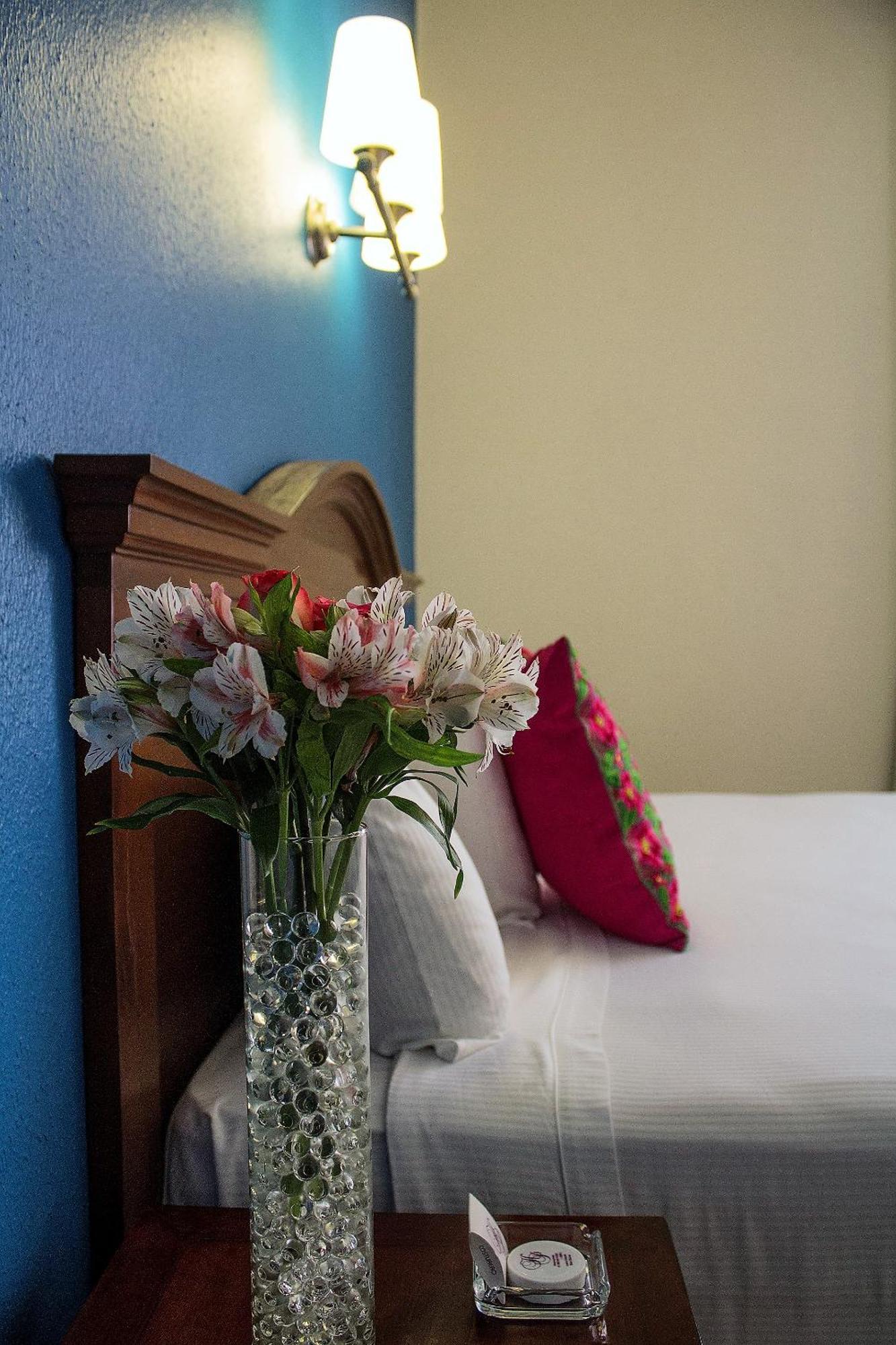Junior Suite King Bed,1208246488:JPEG