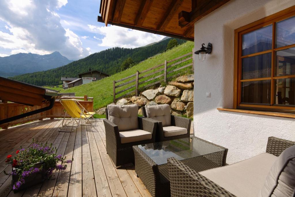 Chalet,51583735:JPEG