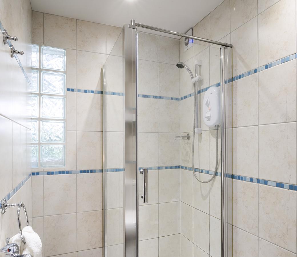 Eenpersoonskamer met Gedeelde Badkamer
