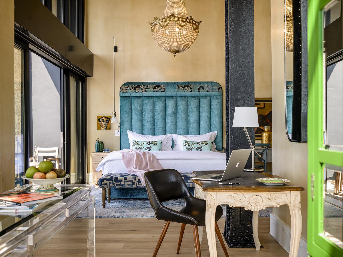 Deluxe Superior Suite
