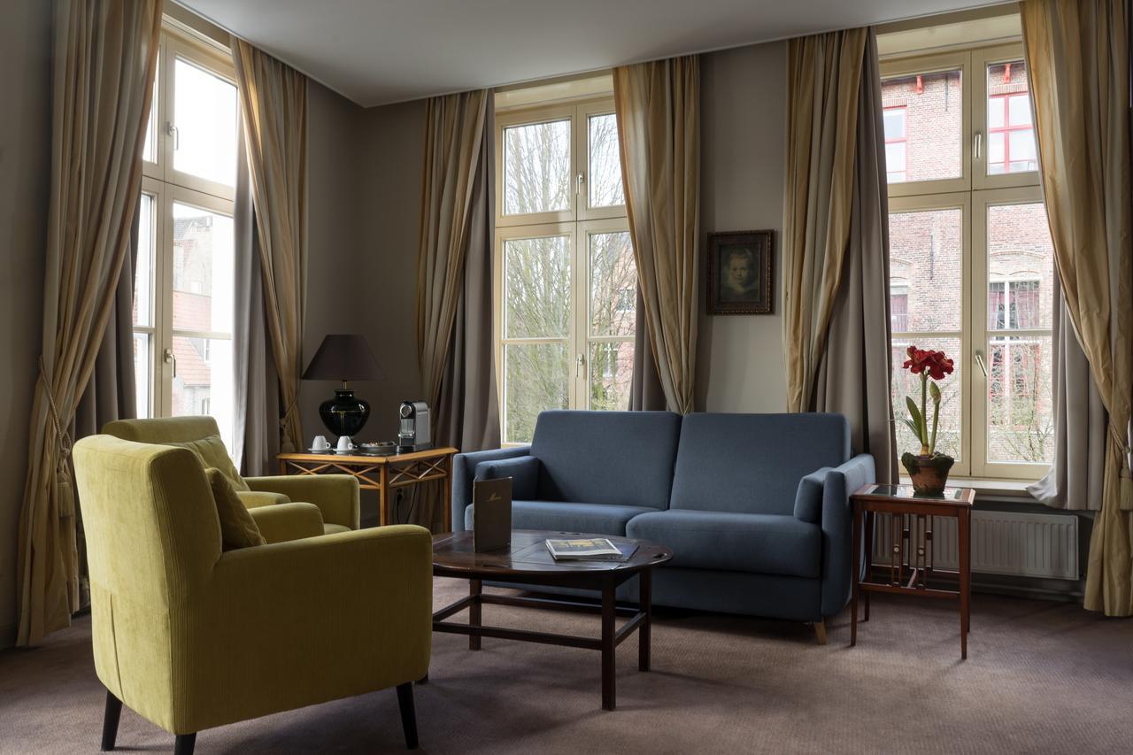 Junior Suite Canal View