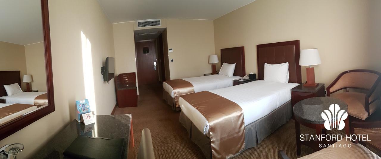 Quarto Executivo com 2 Camas de Solteiro