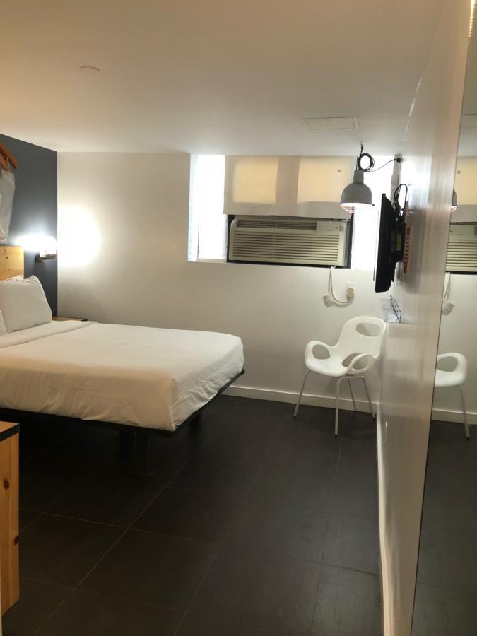 Queen Room - Disability Access,685857378:JPEG
