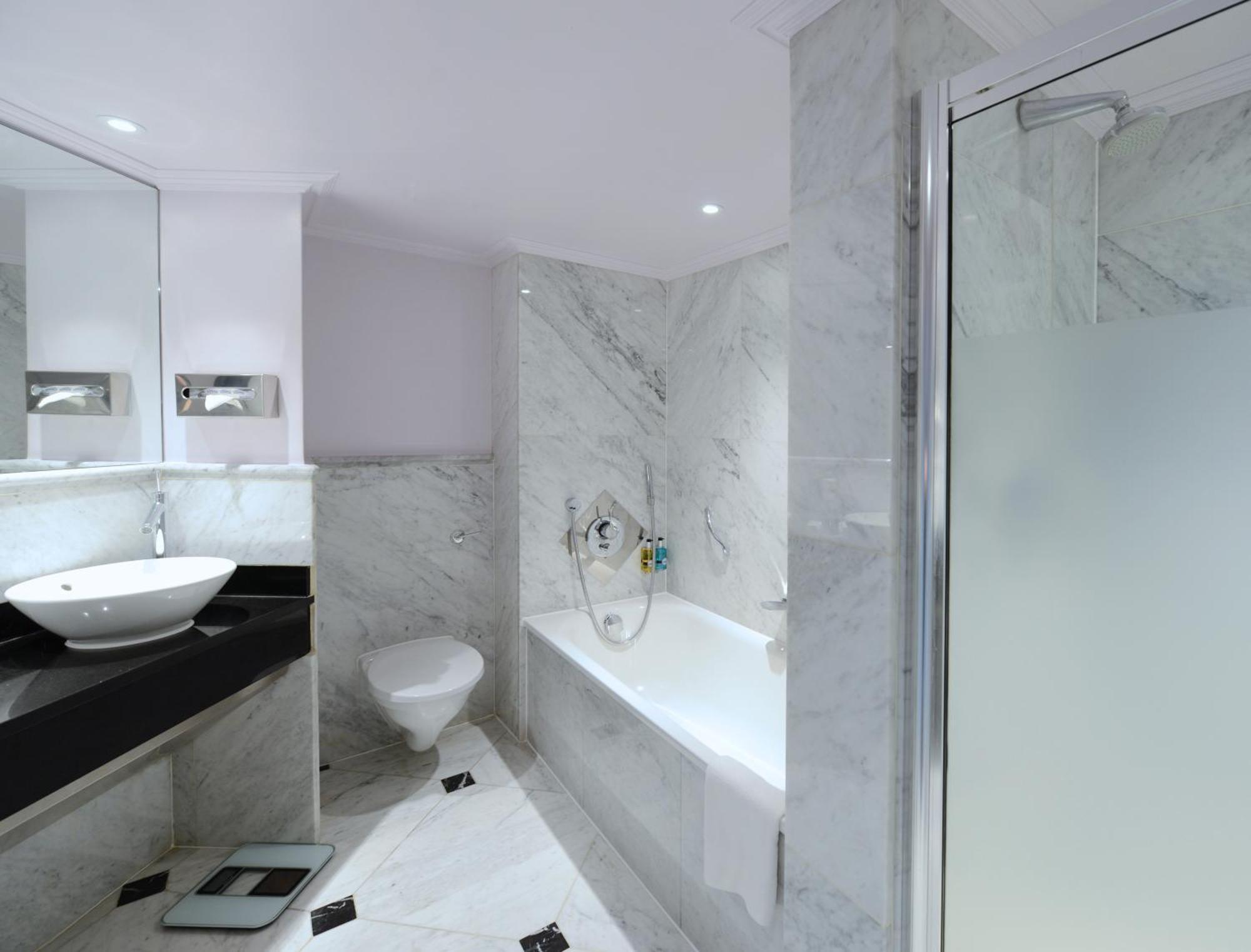 One-Bedroom Suite
