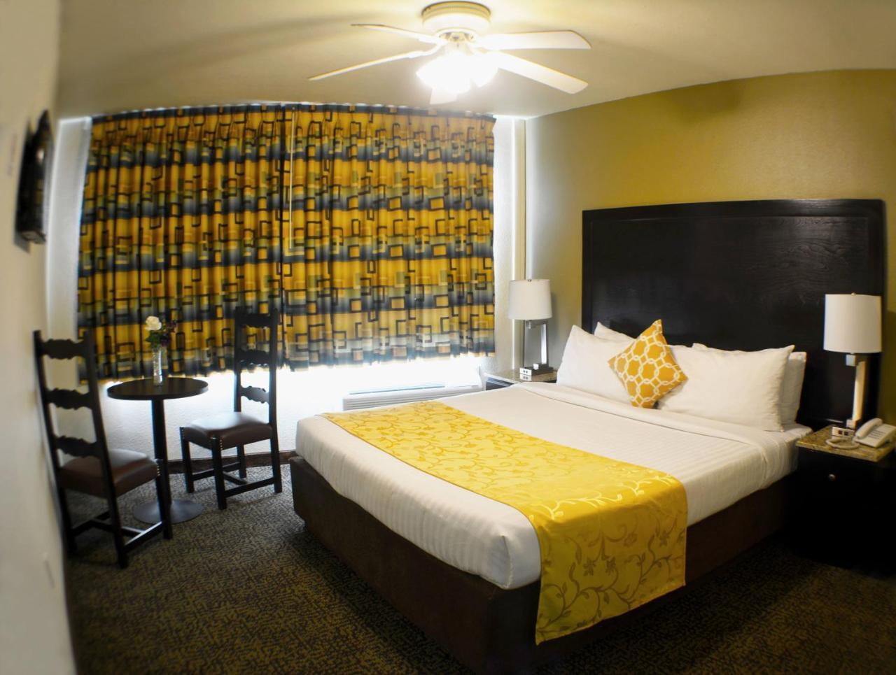 Deluxe King Room,1345012247:JPEG