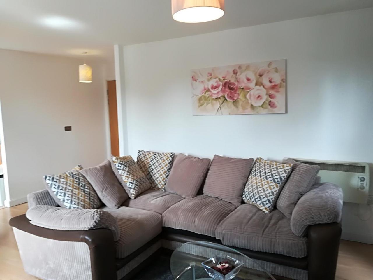 Large Two-Bedroom Apartment