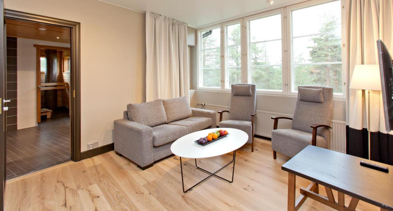 Suite with Sauna,749714249:JPEG