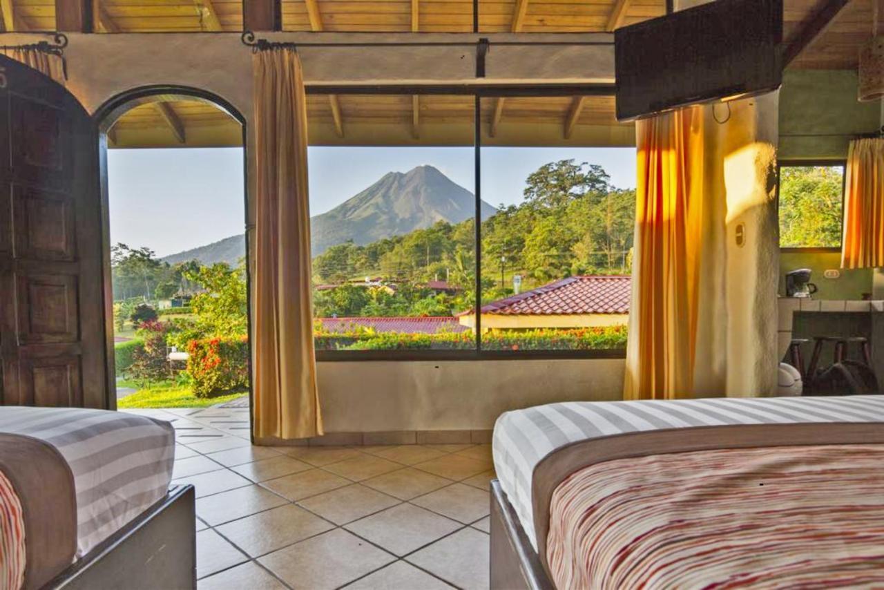 Deluxe Double Room with Mountain View,752975306:JPEG