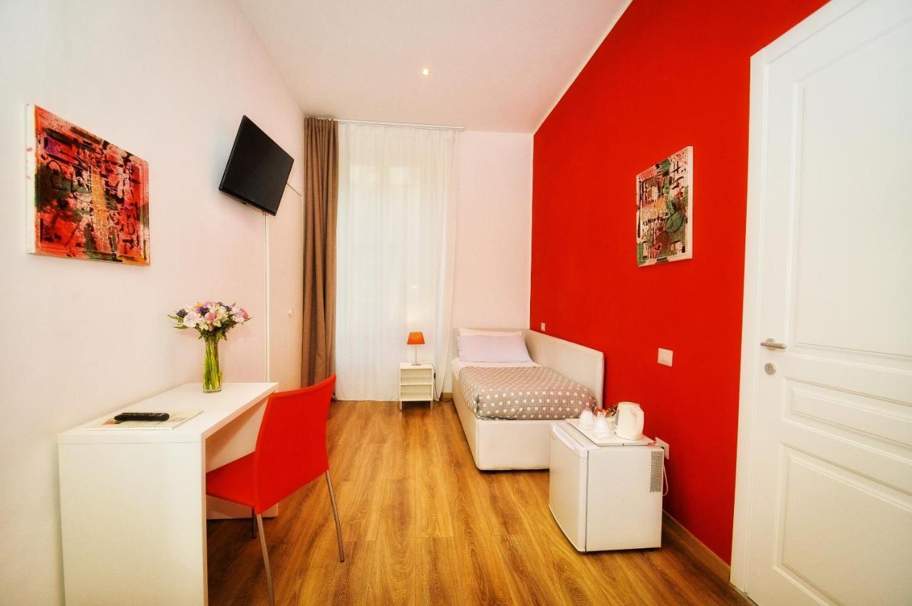 Large Single Room,769746763:JPEG