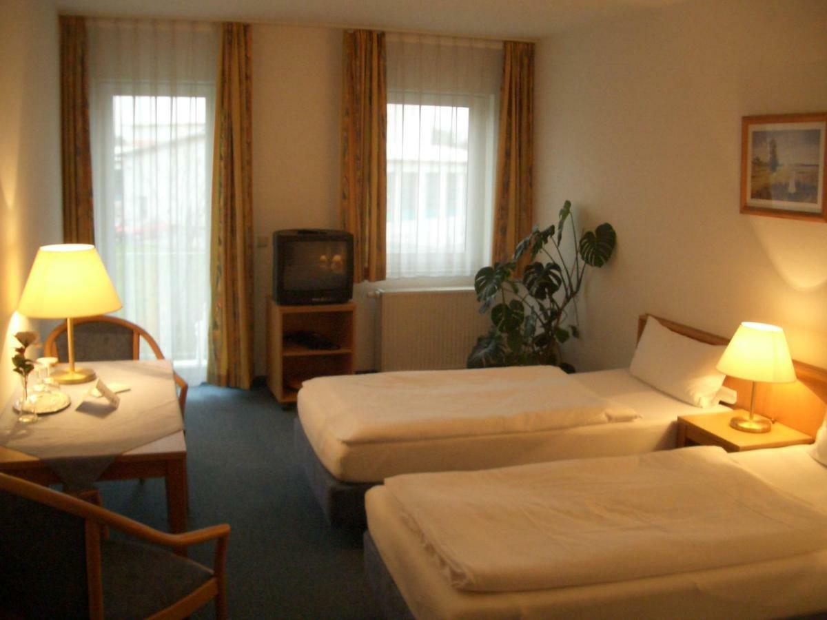 Standard Twin Room,787091154:JPEG