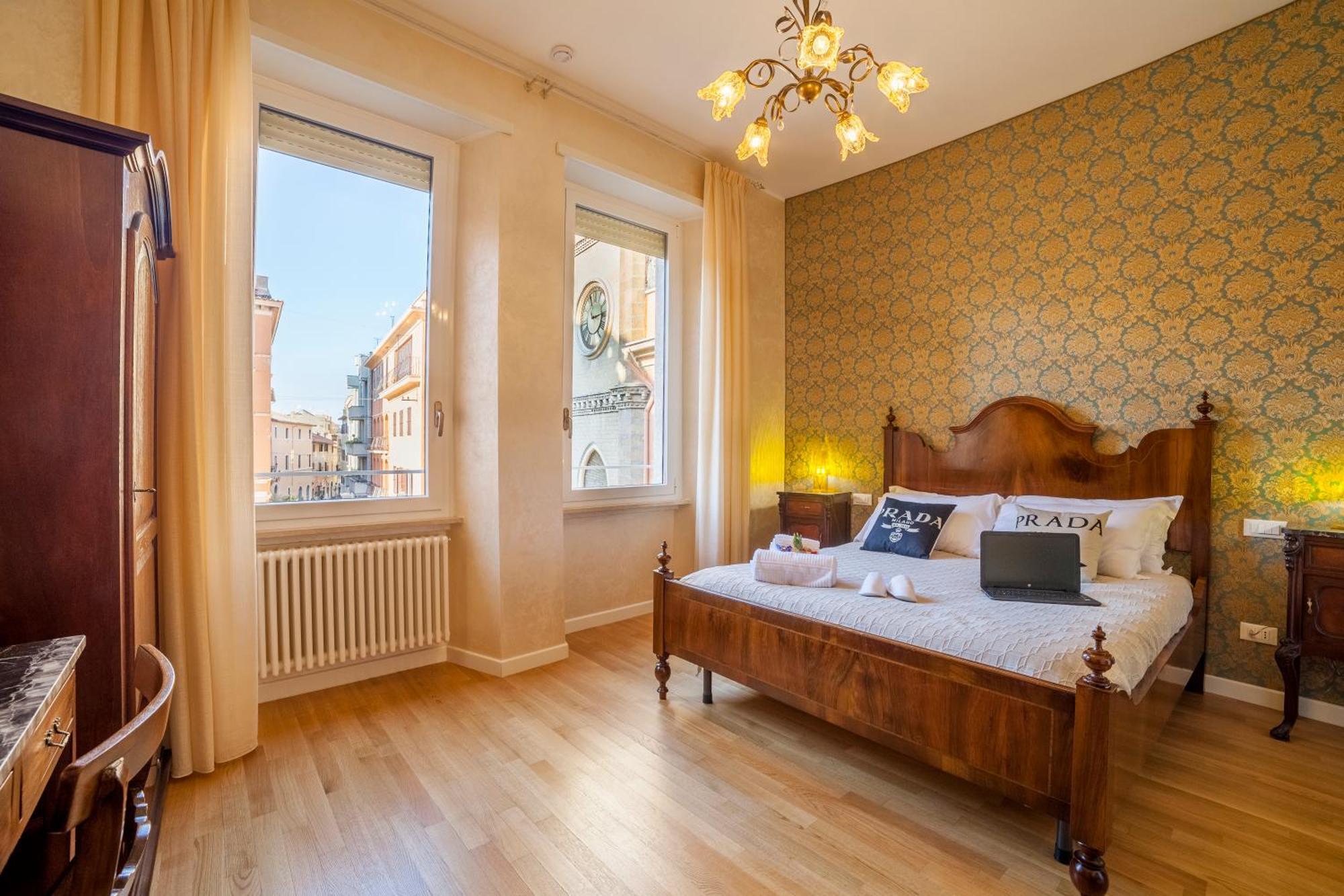 Double Room,627359559:JPEG