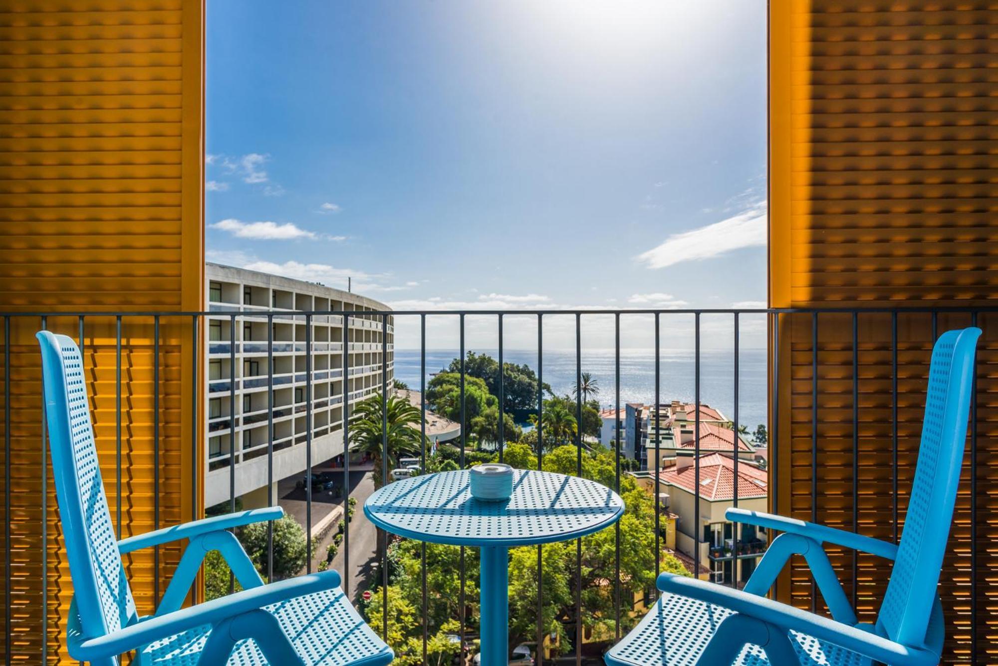 Deluxe Triple Studio with Sea View,848997095:JPEG