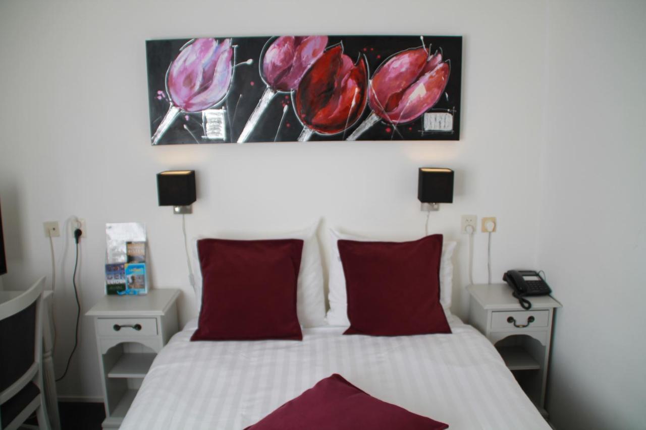 Standard Twin Room,38418550:JPEG