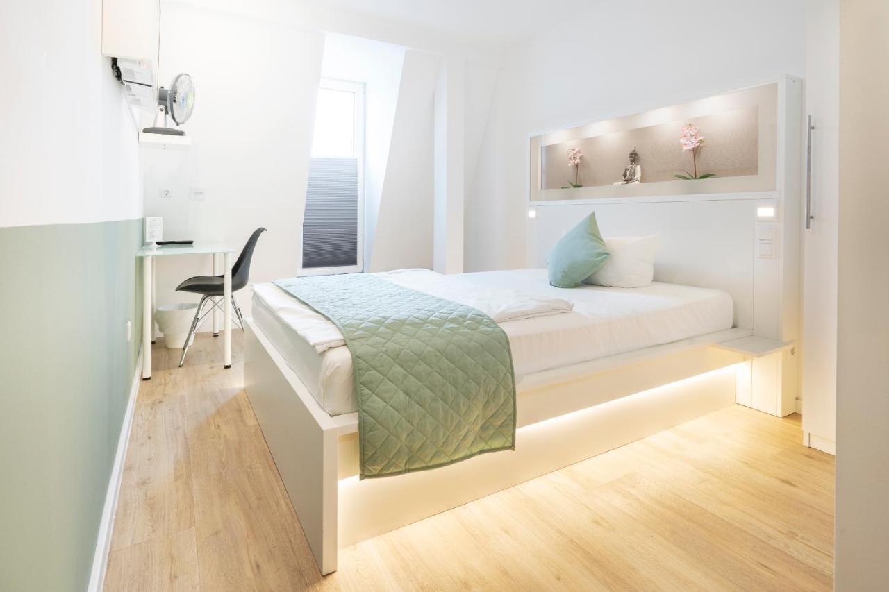 Standard Single Room,723570073:JPEG