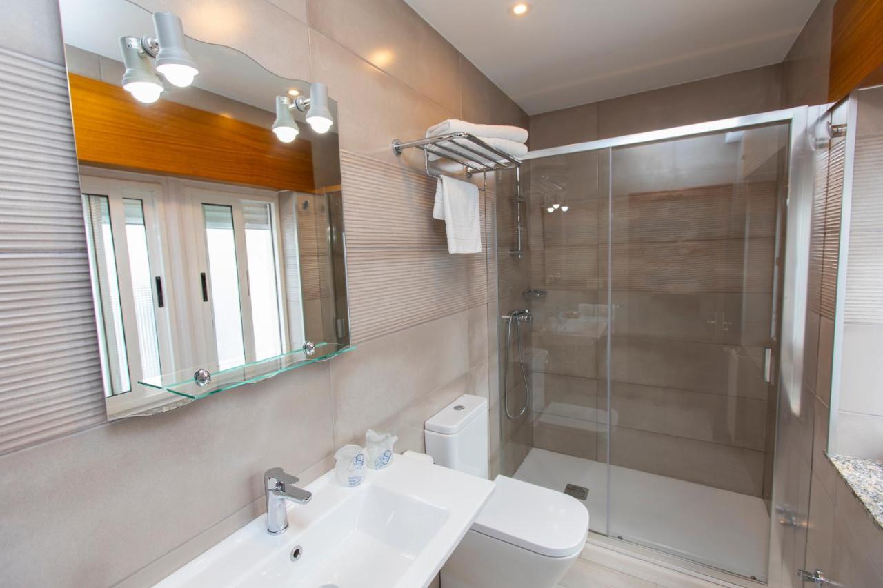 Double Room Private Bathroom,1005756511:JPEG