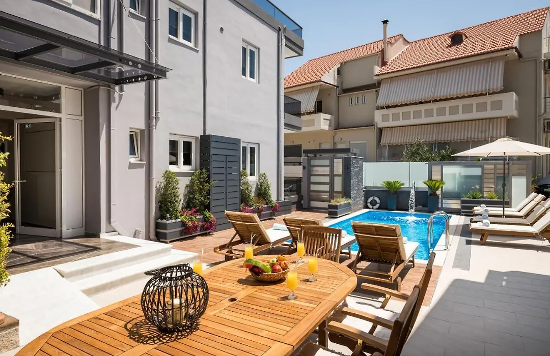 Sun Ray Luxury Apartments-1