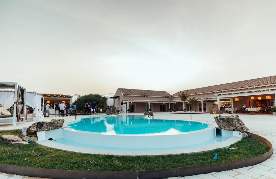 Su Entu Boutique Hotel-1