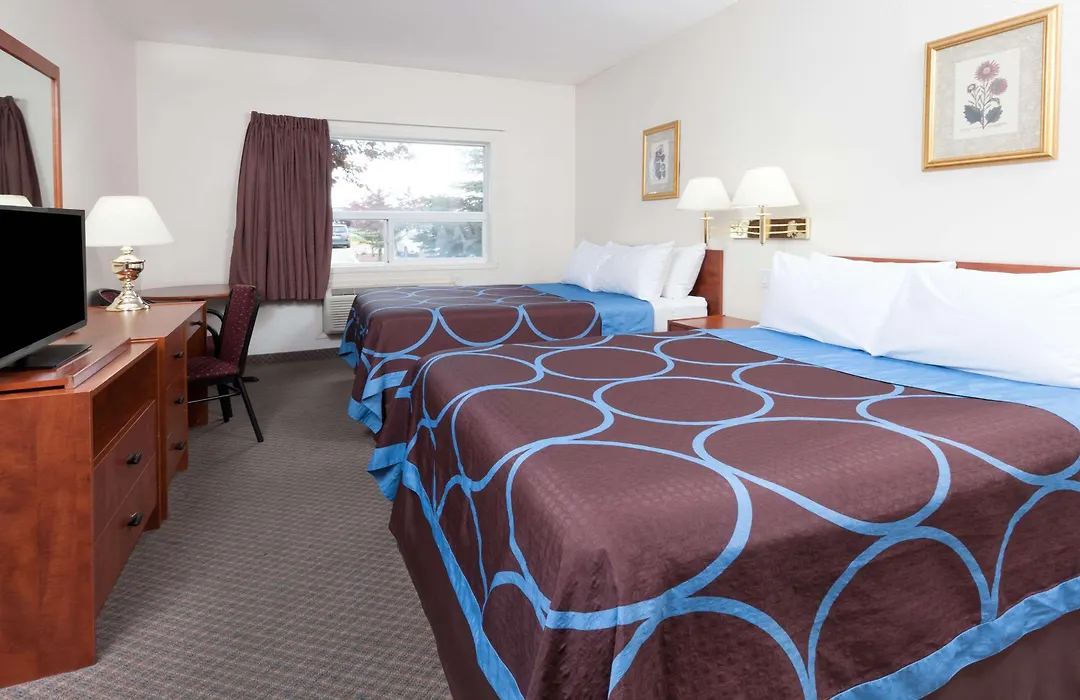 Super 8 By Wyndham Edmonton/West-1