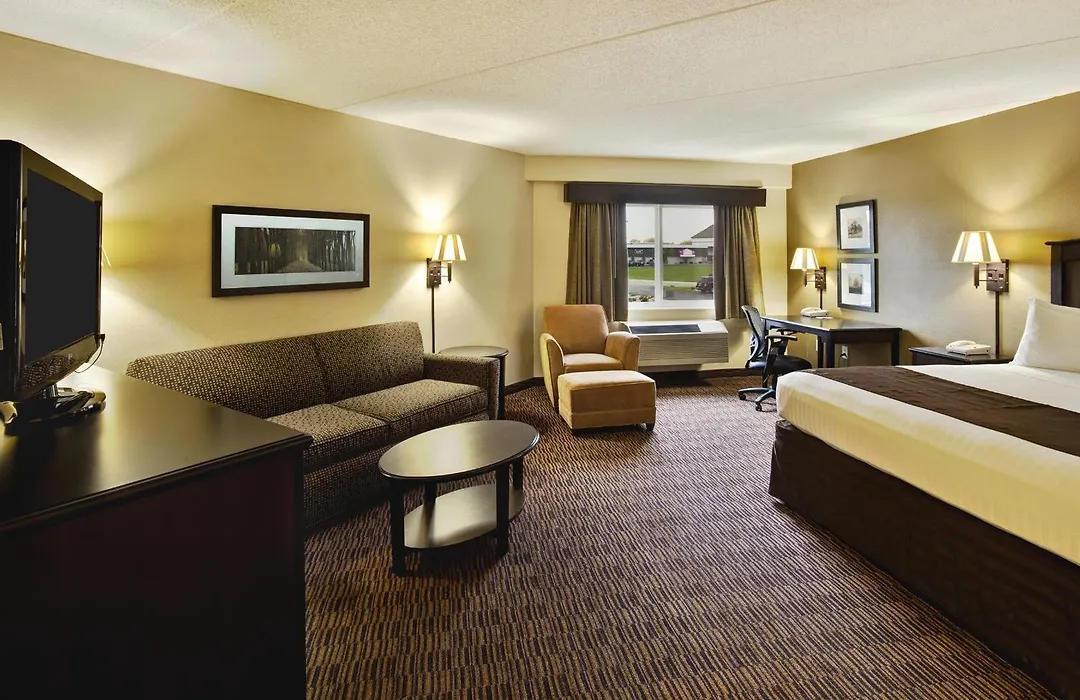 Americinn By Wyndham Beaver Dam-1