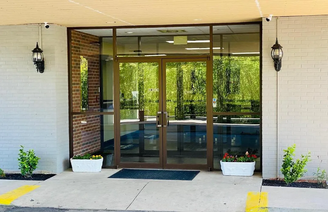 Days Inn By Wyndham Maysville Kentucky-1
