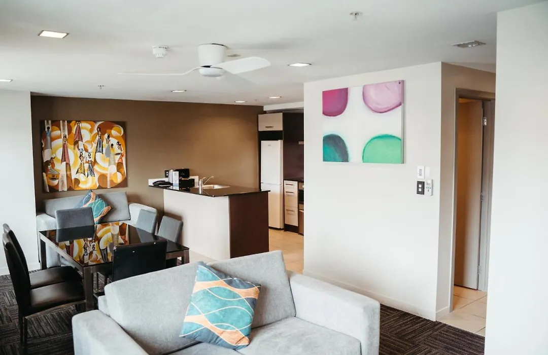 Auckland City Hotel - Hobson St-1