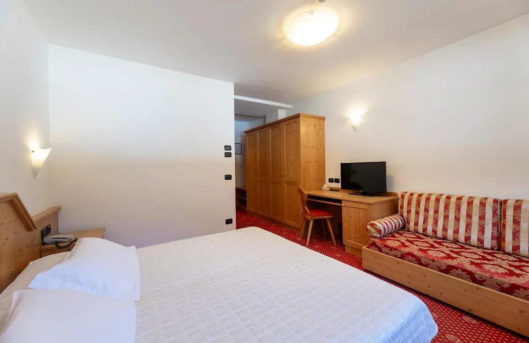 Sport Hotel Cristal-1