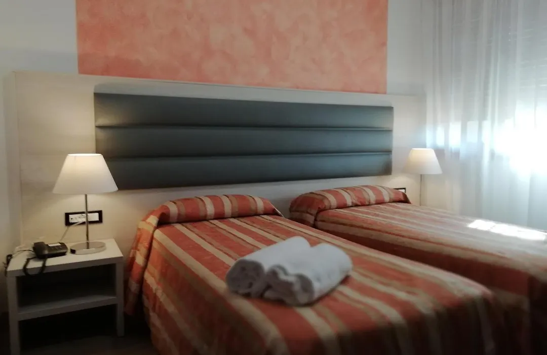 Hotel Kristall-1