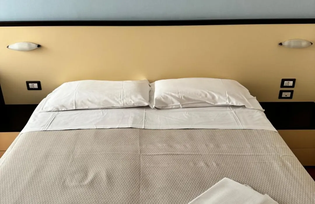 Hotel Pensione Bologna-1