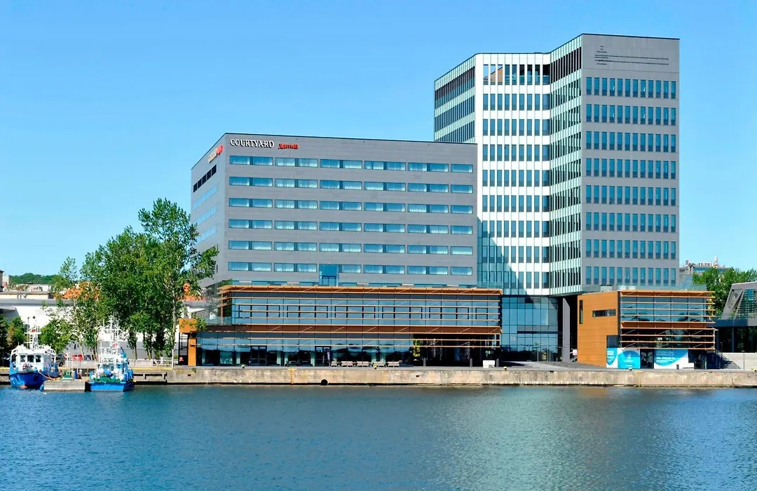 Courtyard By Marriott Gdynia Waterfront-1