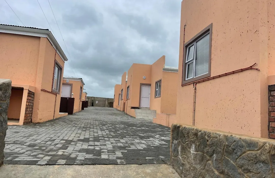 Grandview Adventure And Guesthouse-1