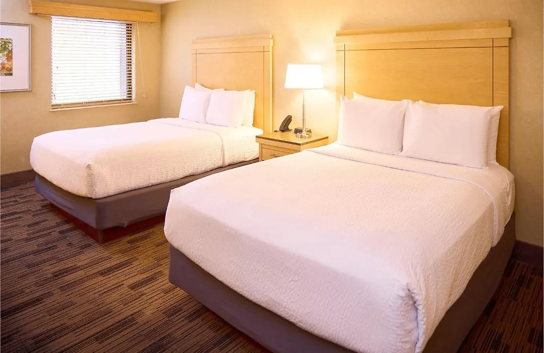 Livinn Hotel Cincinnati North/ Sharonville-1