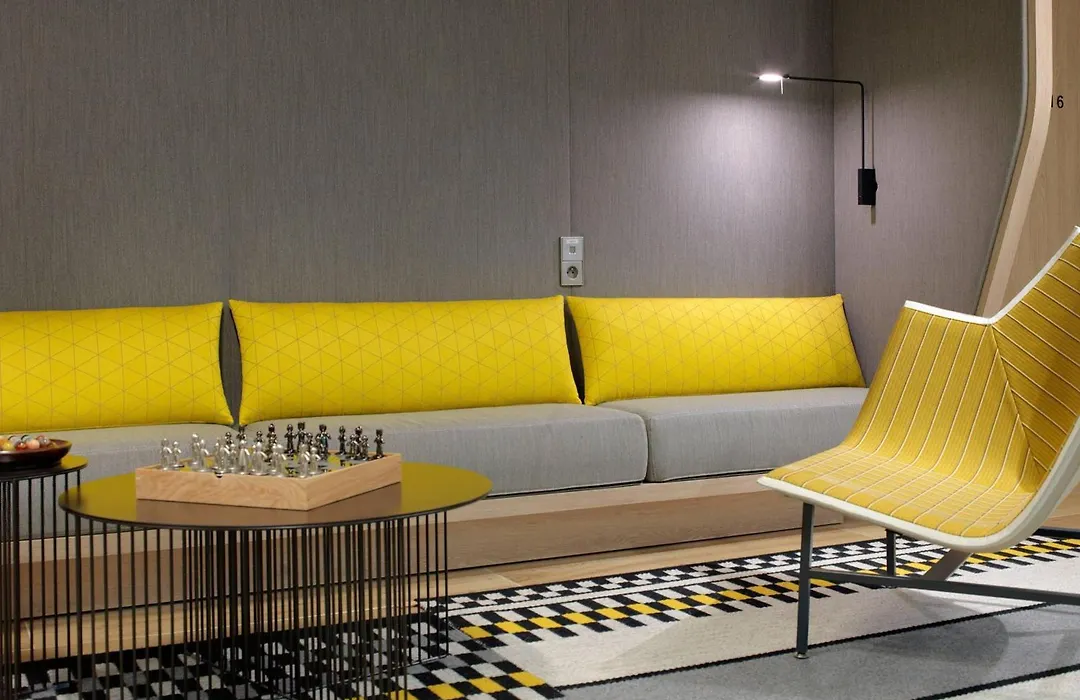Courtyard By Marriott Paris Gare De Lyon-1