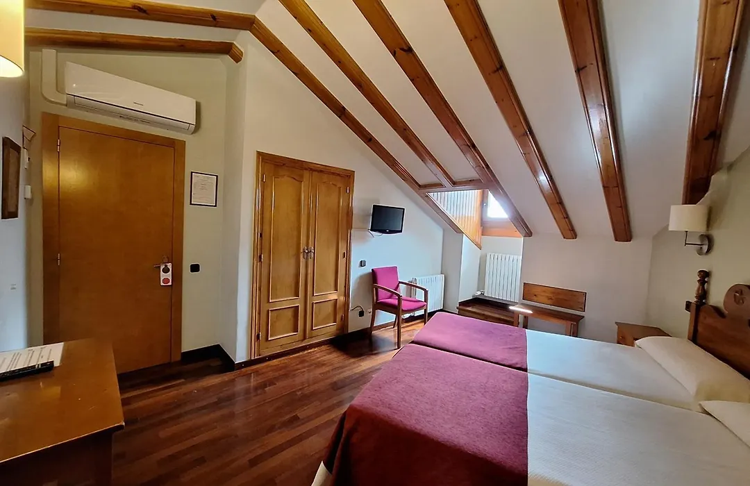 Hotel Aragüells-1