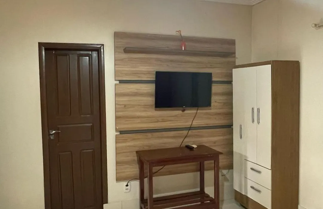 Hotel Quality Plus-1