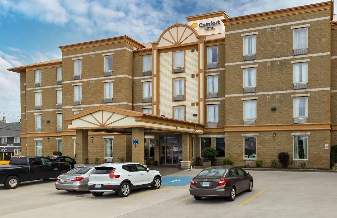 Comfort Hotel Bayer'S Lake-1