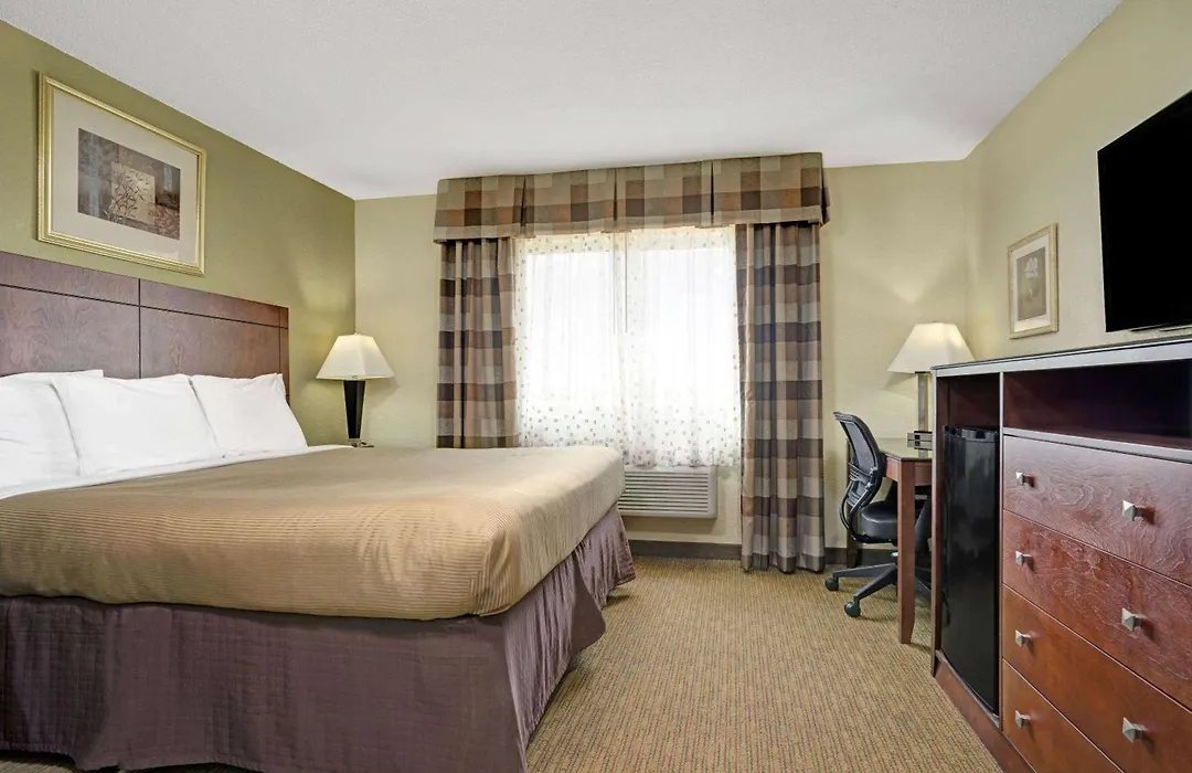Super 8 By Wyndham Monticello-1