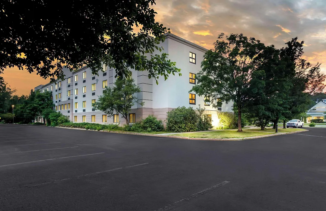 Comfort Inn White River Junction-1