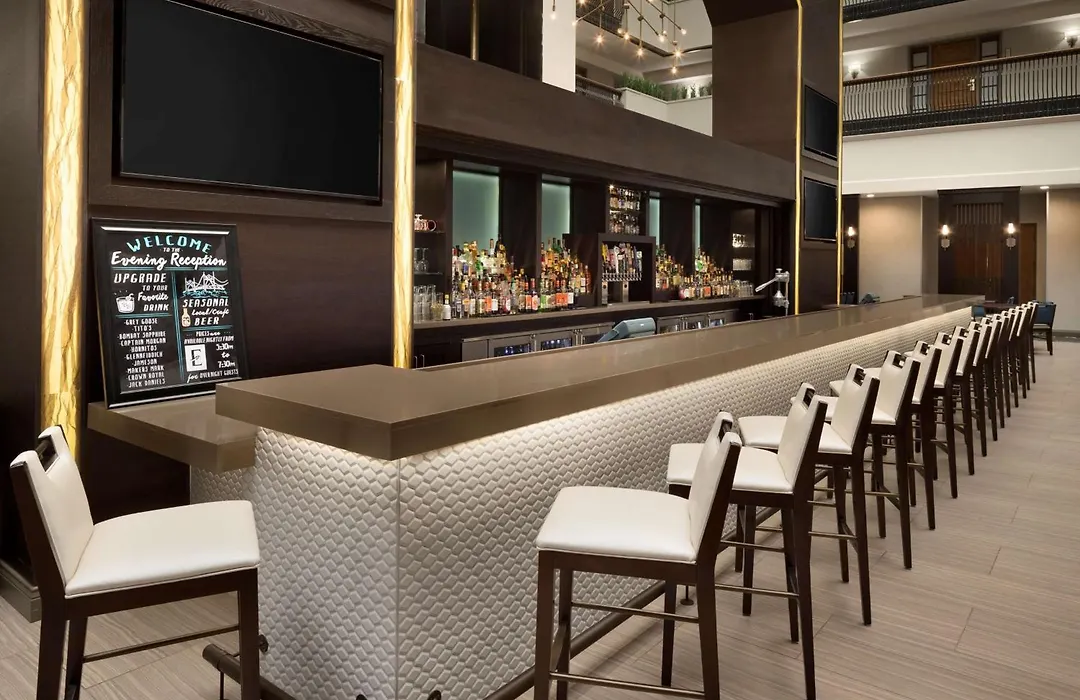 Embassy Suites By Hilton Columbus-1
