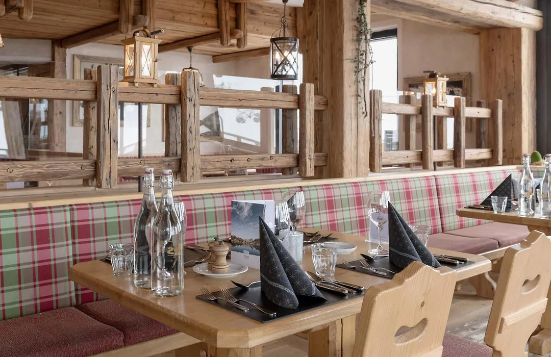 Berghotel Truebsee - Accessible Only By Cable Car-1