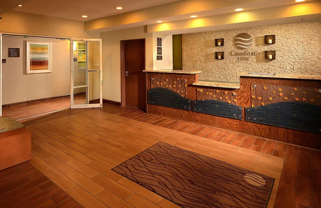 Comfort Inn Schereville-1