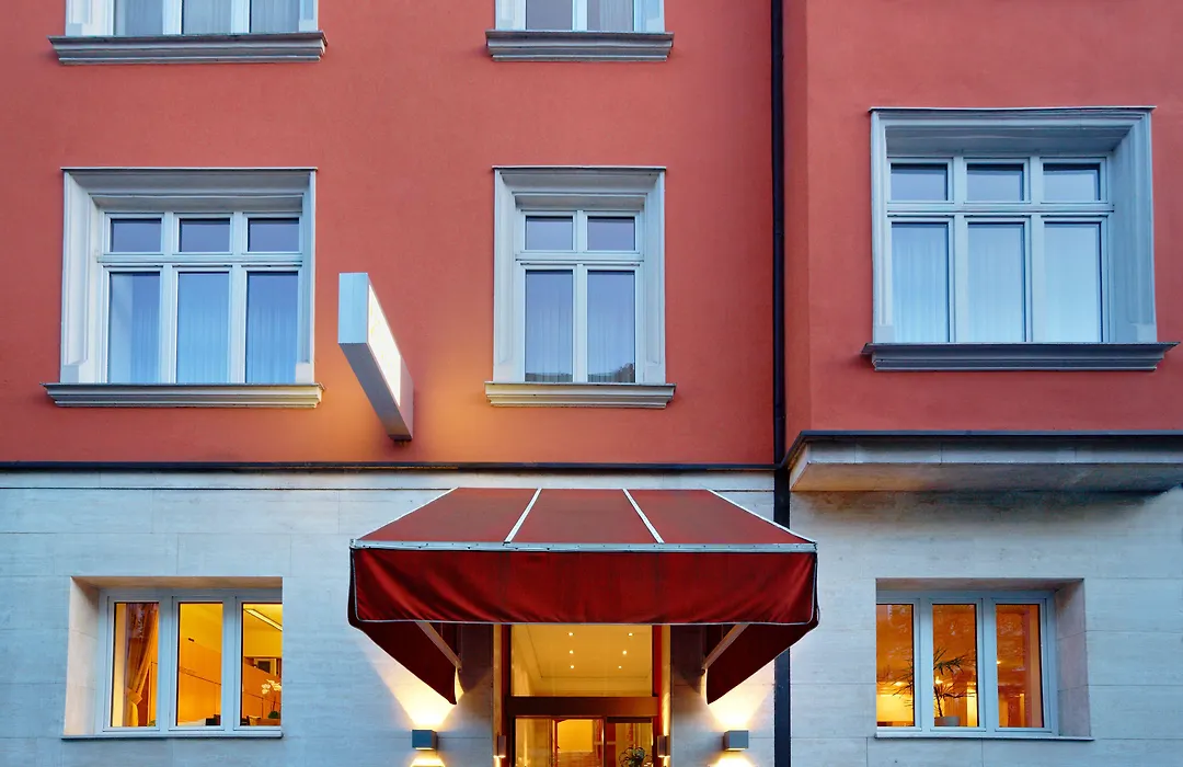 Hotel ADRIA München-1