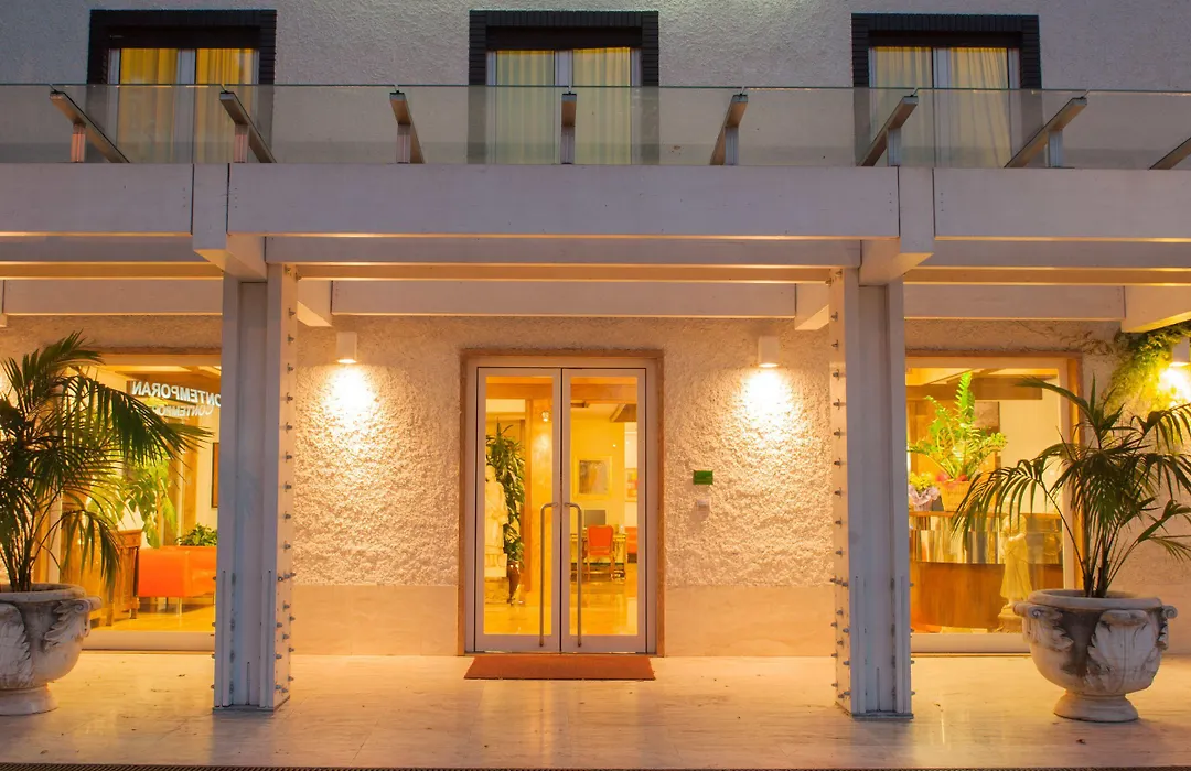 Hotel La Pergola-1
