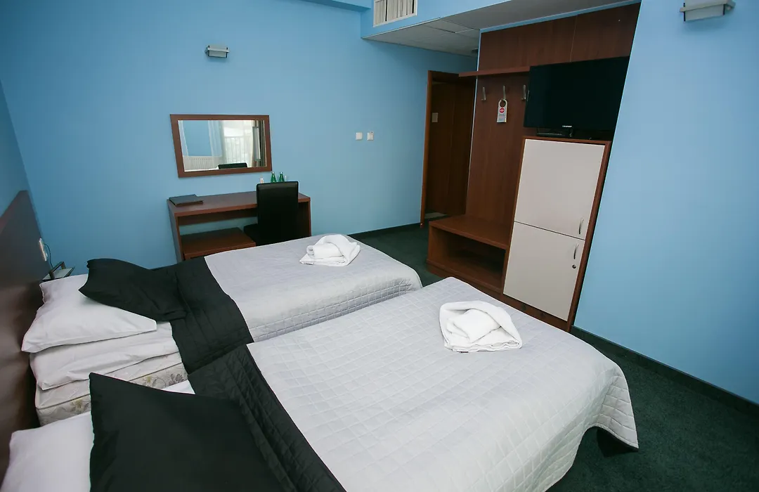 Hotel Poleski-1