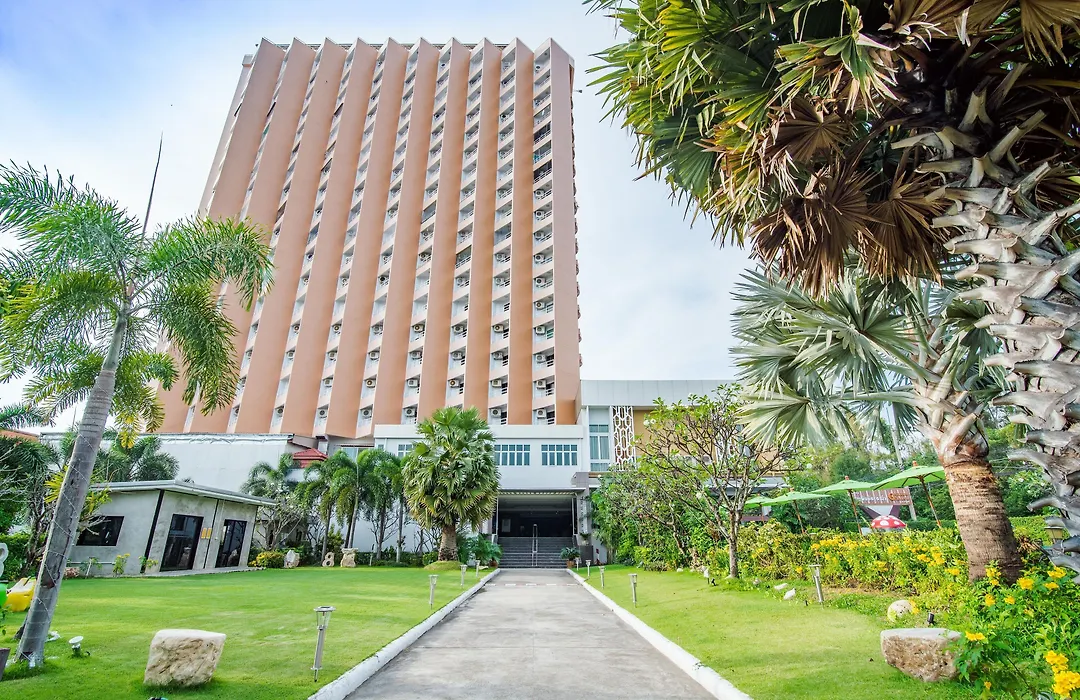 Golden Beach Cha-Am Hotel-1