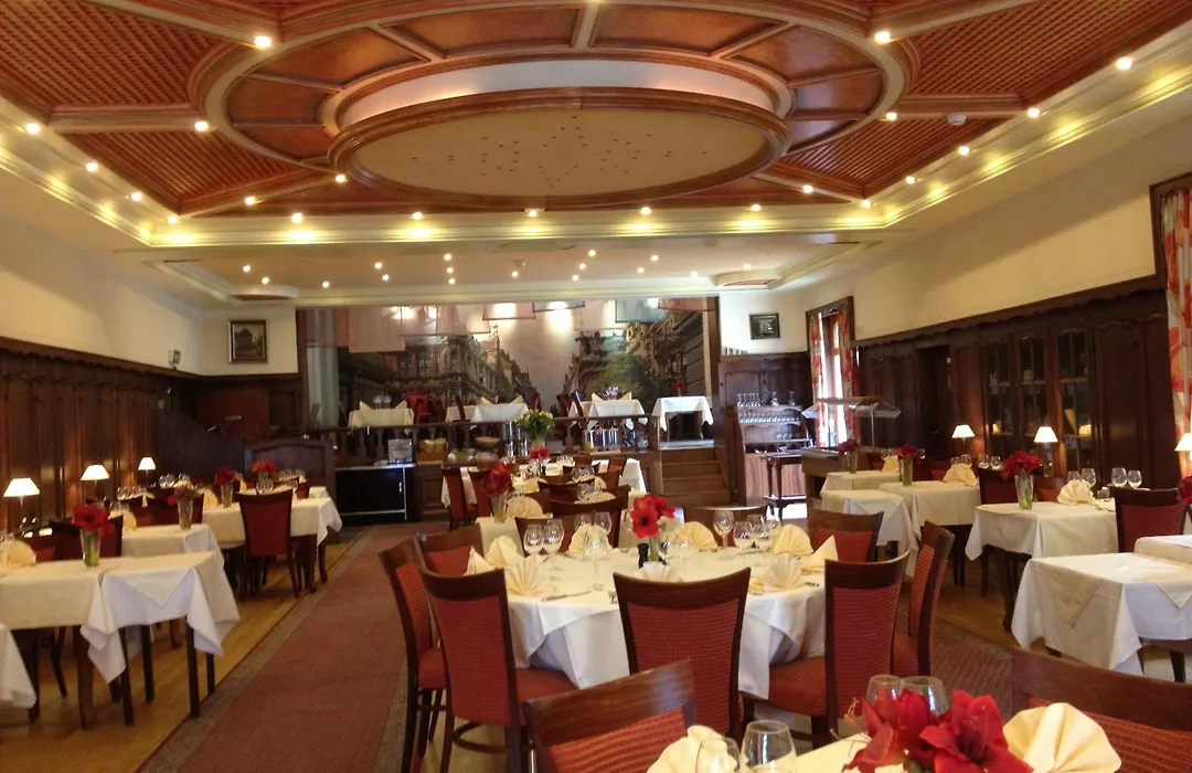 Hôtel - Restaurant Victor Hugo-1