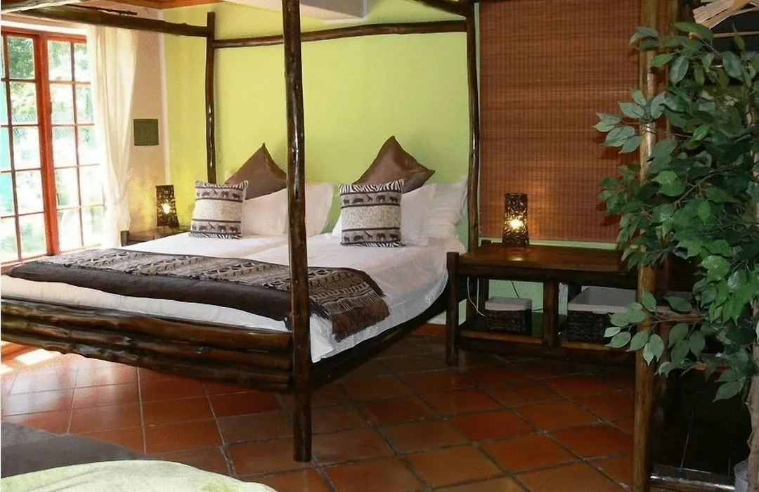 Orange-Ville Lodge & Guesthouse-1